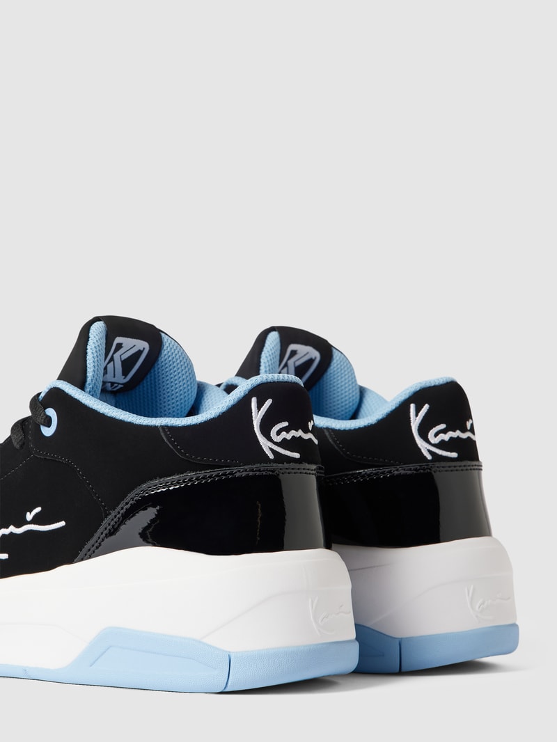 Plateau-Sneaker mit Label-Details in black