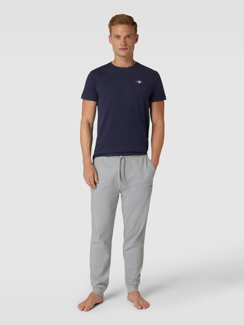 Pyjama-Oberteil mit Label-Print Modell 'SHIELD' in marineblau