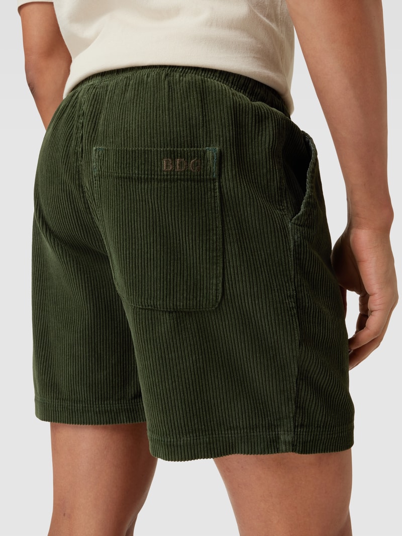 Sweatshorts in Cord-Optik in bottle