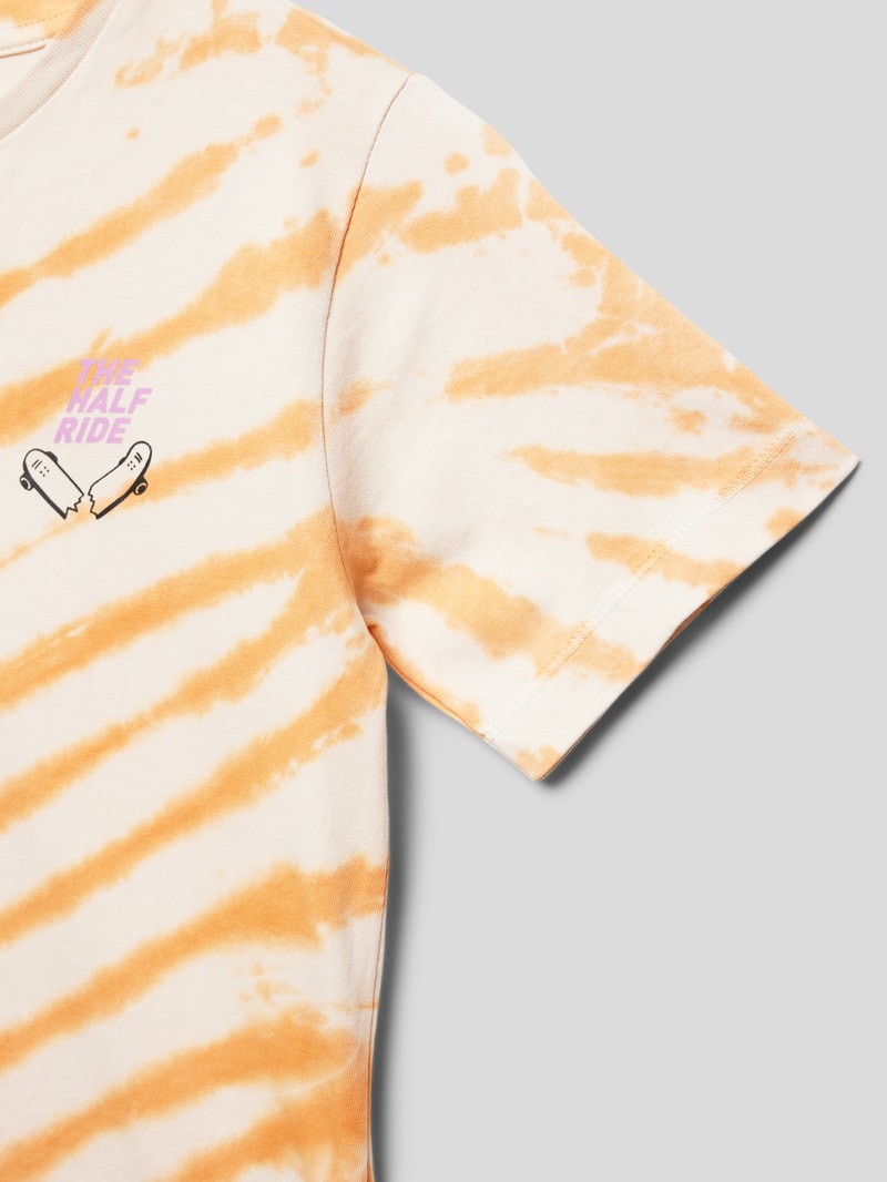 T-Shirt in Batik-Optik in orange
