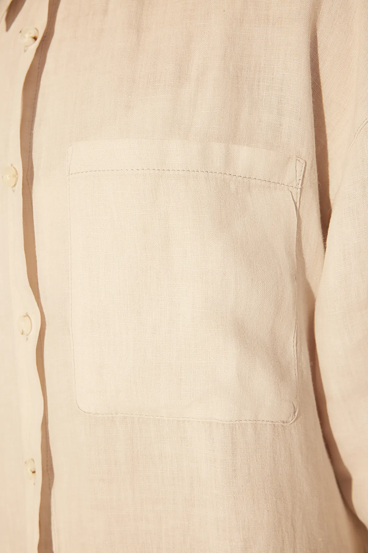 Trendyol Collection  Graues Oversize-Hemd aus 100 % Leinen TWOSS24GO00118