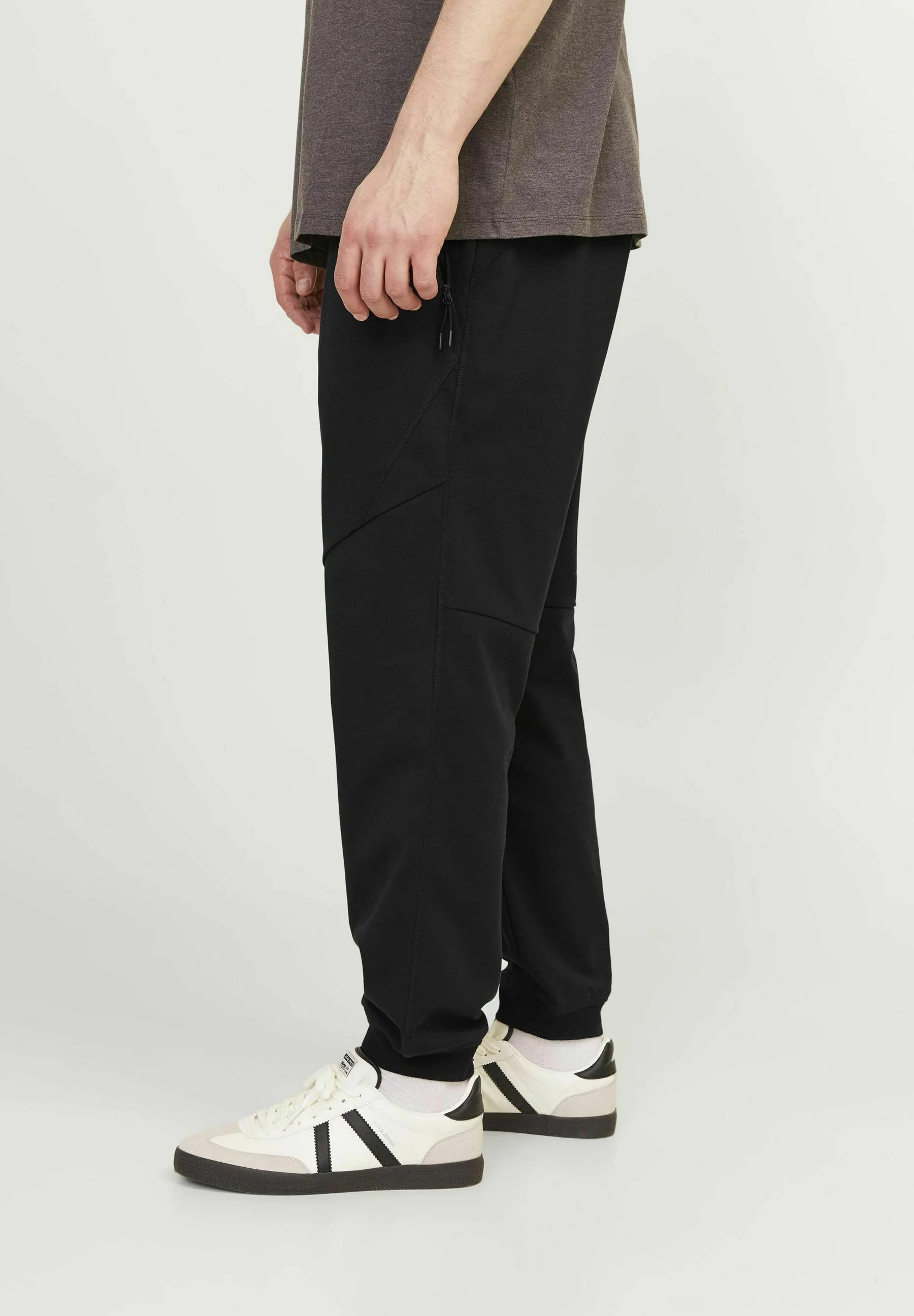 Pantalones deportivos Jack & Jones