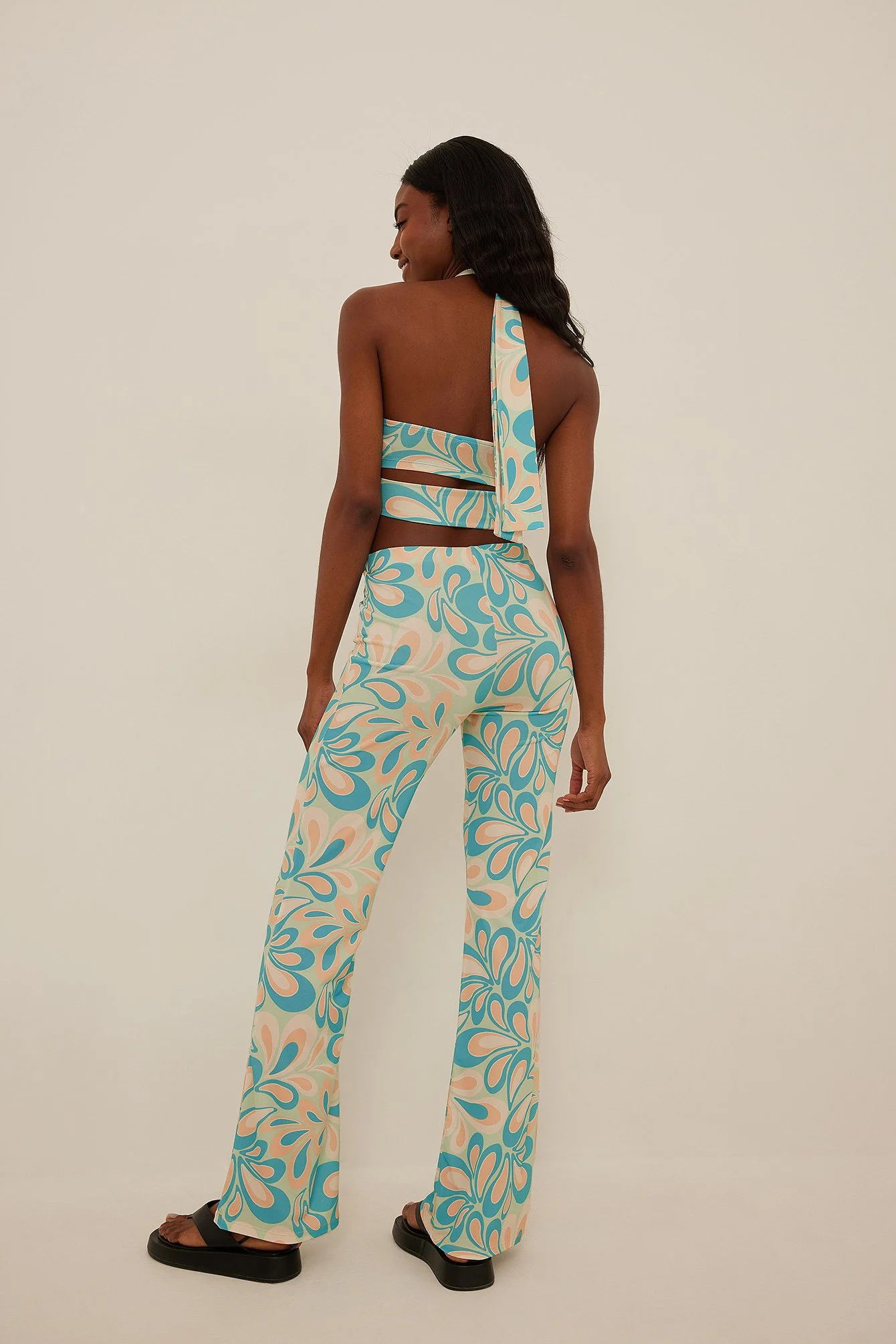Hose mit hoher Taille