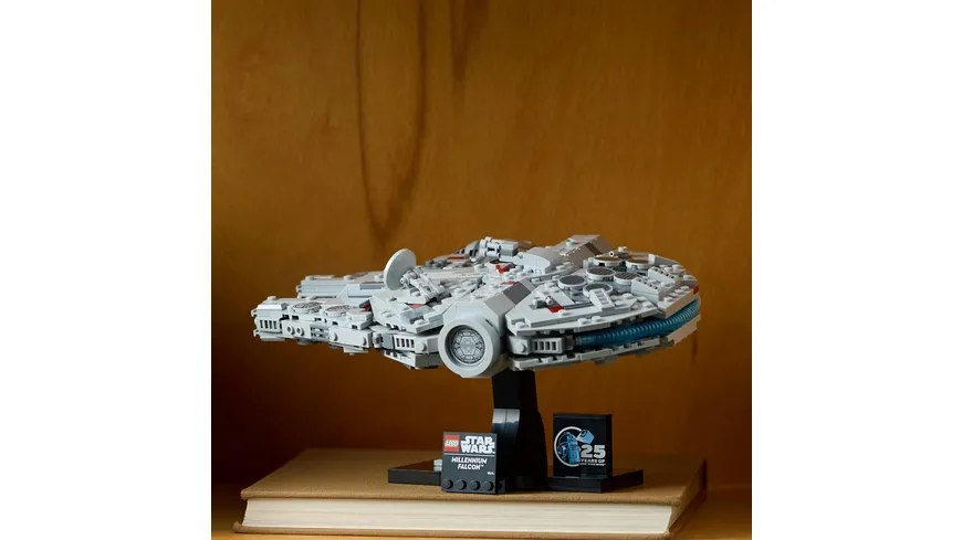 LEGO Star Wars 75375 Millennium Falcon Bauset