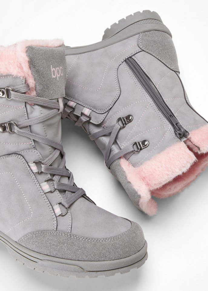 Schnürstiefel