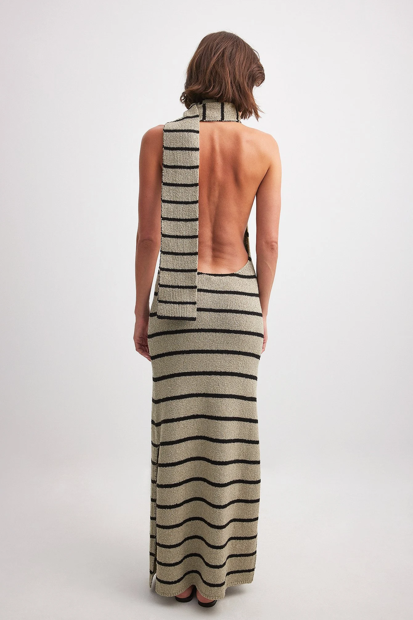Gestricktes Maxi-Schal-Kleid