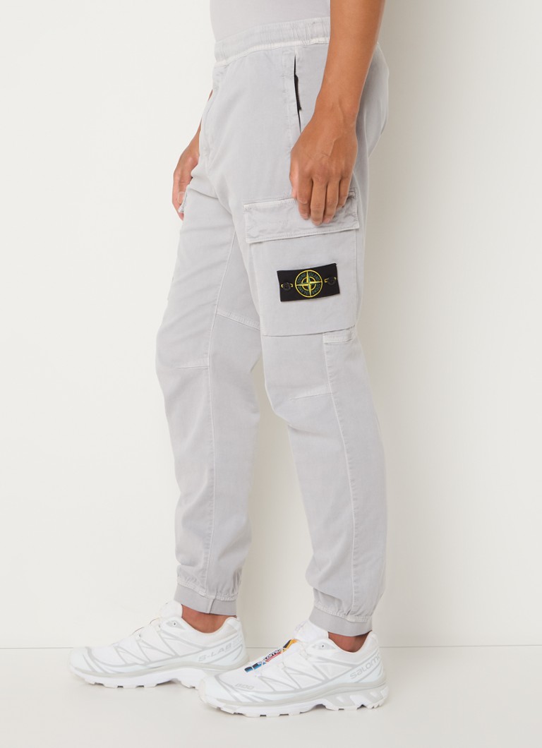 Pantaloni cargo conici Stone Island 313L1 cu logo