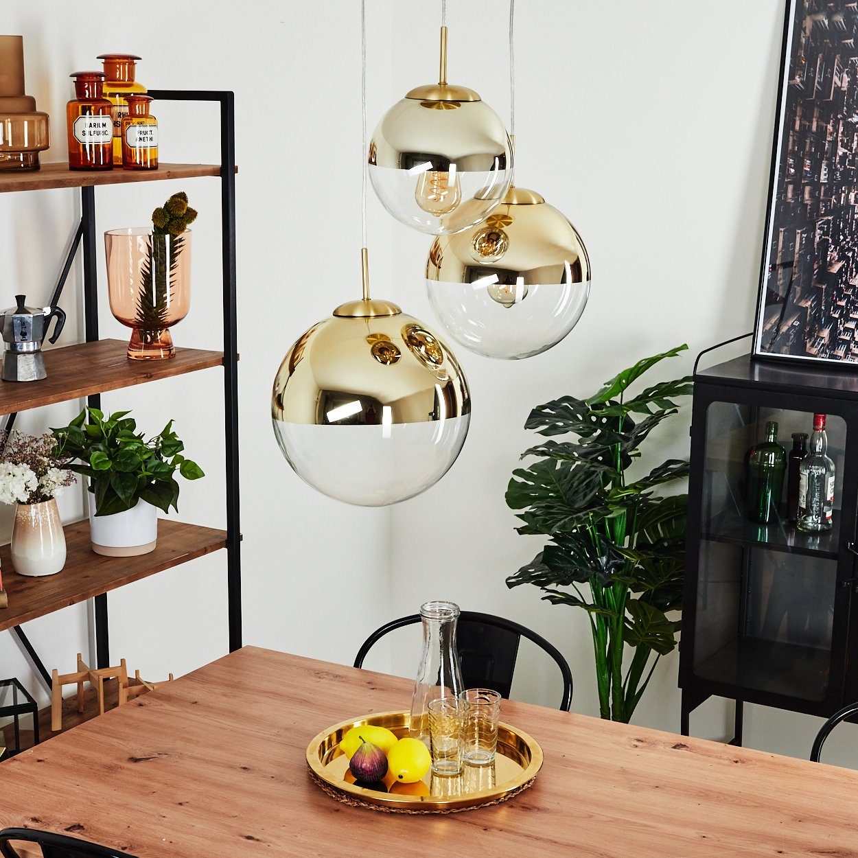 hofstein Hängeleuchte Arola 3-flammige Deckenlampe aus Metall in Gold, ohne Leuchtmittel, Moderner Look Pendellampe mit Glasschirm in Gold. 1xE27
