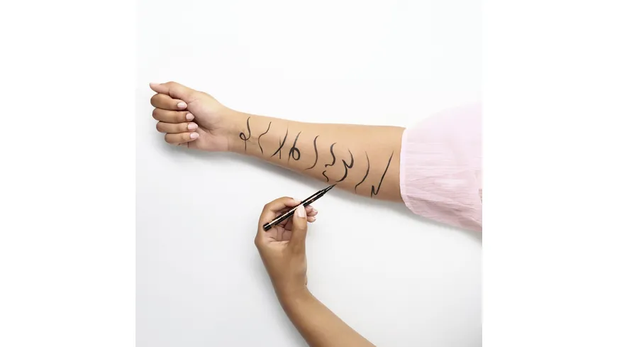 essence Eyeliner Pen extra Long Lasting 010 - blackest black
