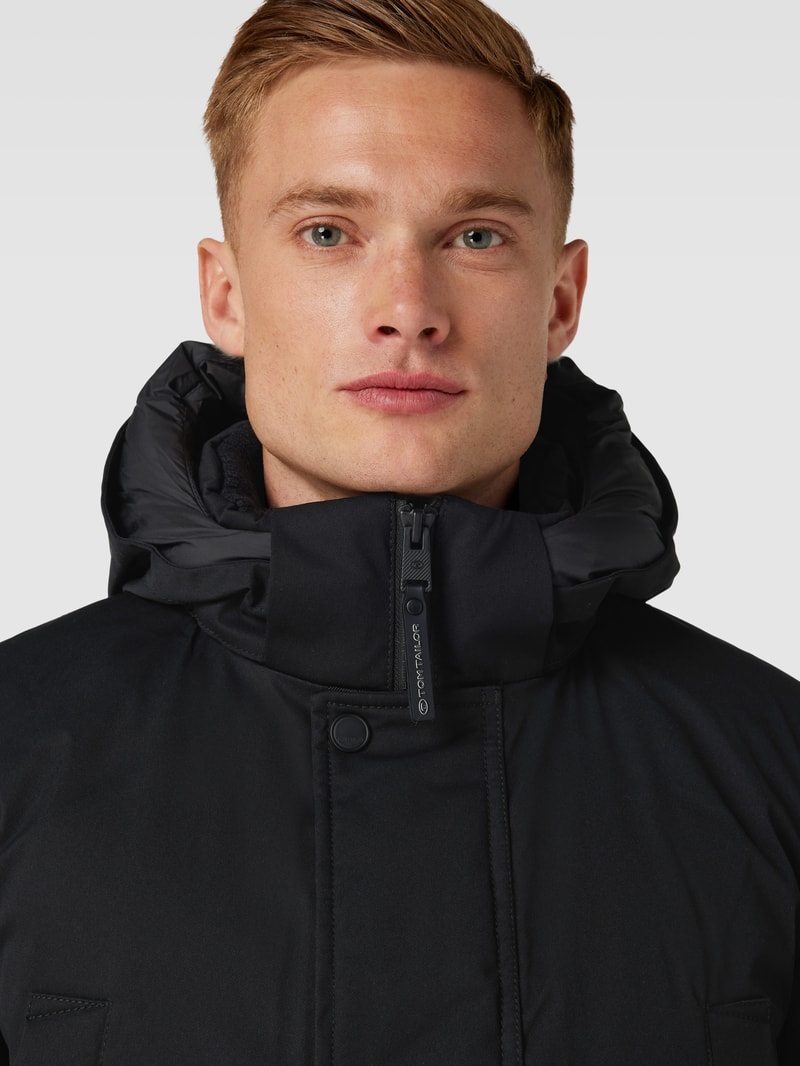Winterjacke mit Kapuze Modell 'artic' in schwarz