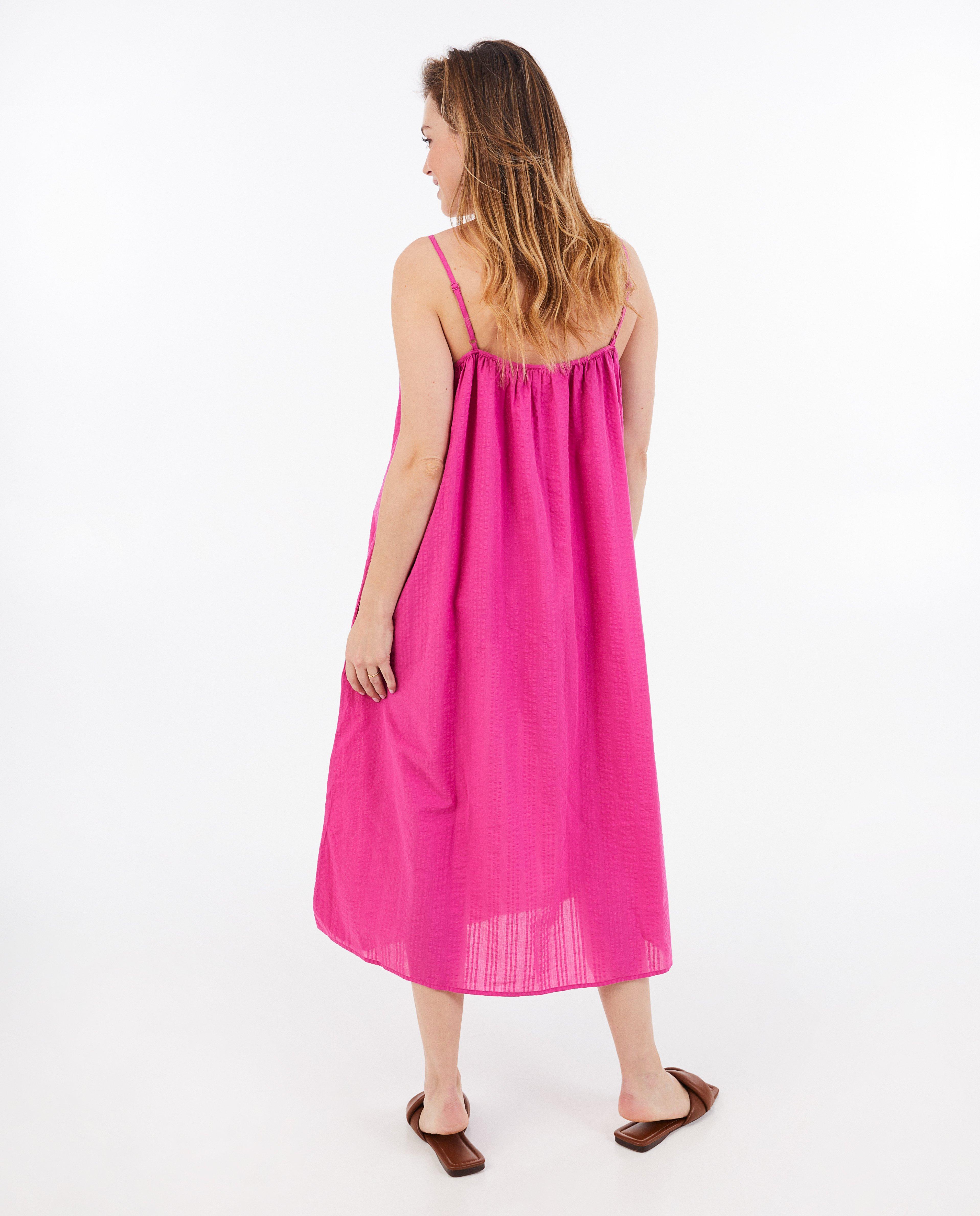 Rochie roz Dina Tersago cu roz texturat