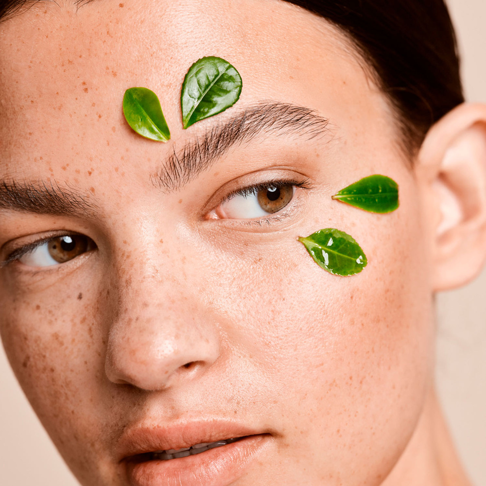 nivea NATURALLY GOOD - Lait Hydratant Thé vert BIO Lait démaquillant