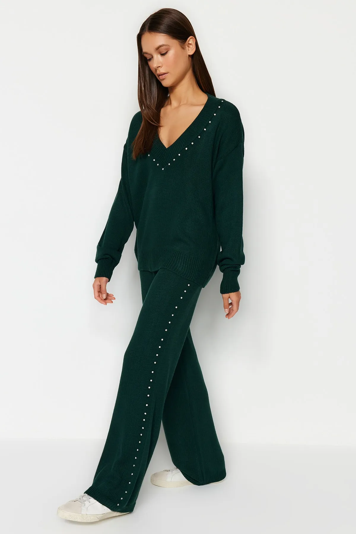 Trendyol Collection  Smaragdgrünes, weit geschnittenes Strickoberteil- und -unterteil-Set TWOAW24AU00008