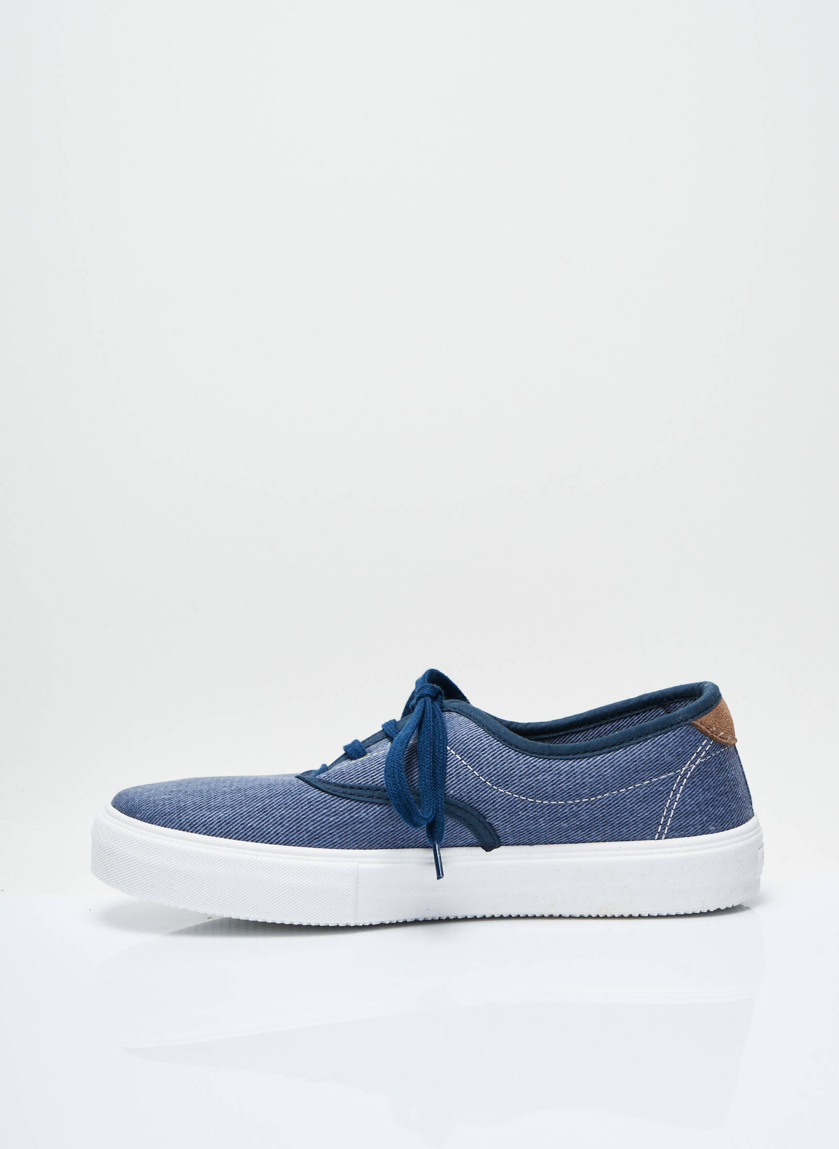 Victoria Baskets Femme couleur bleu