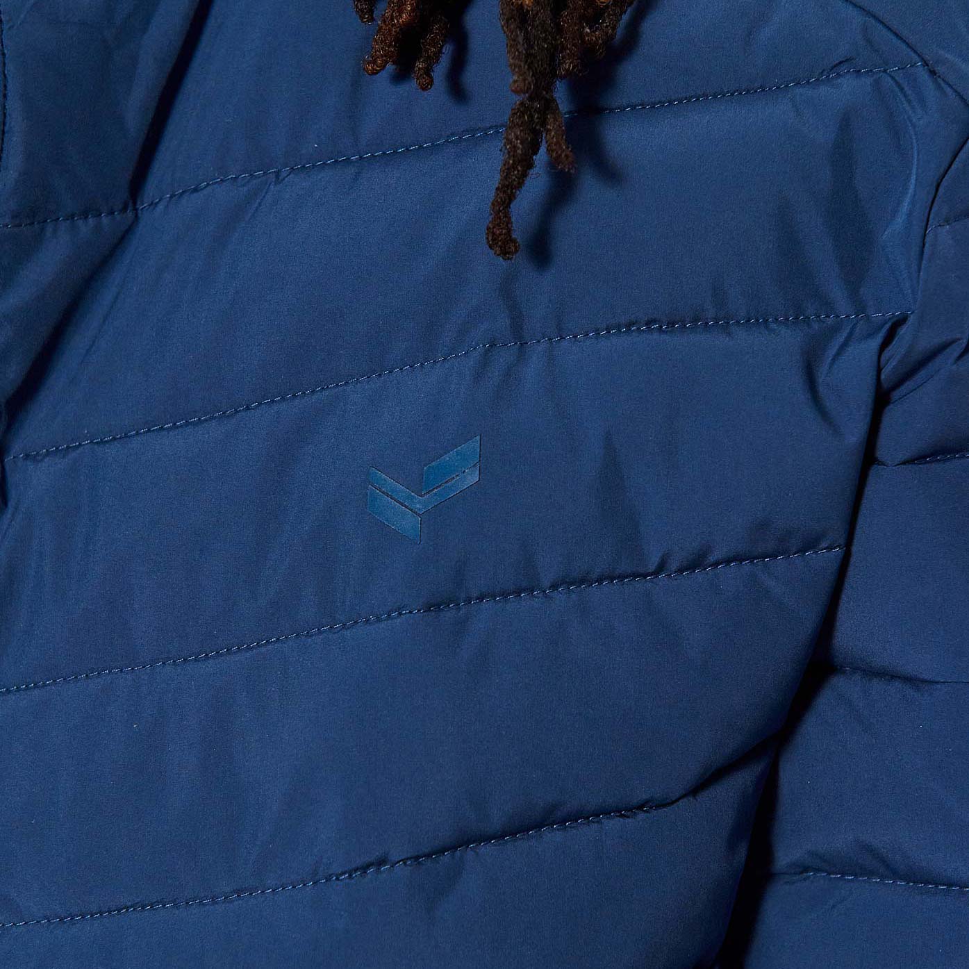 SANO   Doudoune fine bleue Homme en 100% polyester recyclé