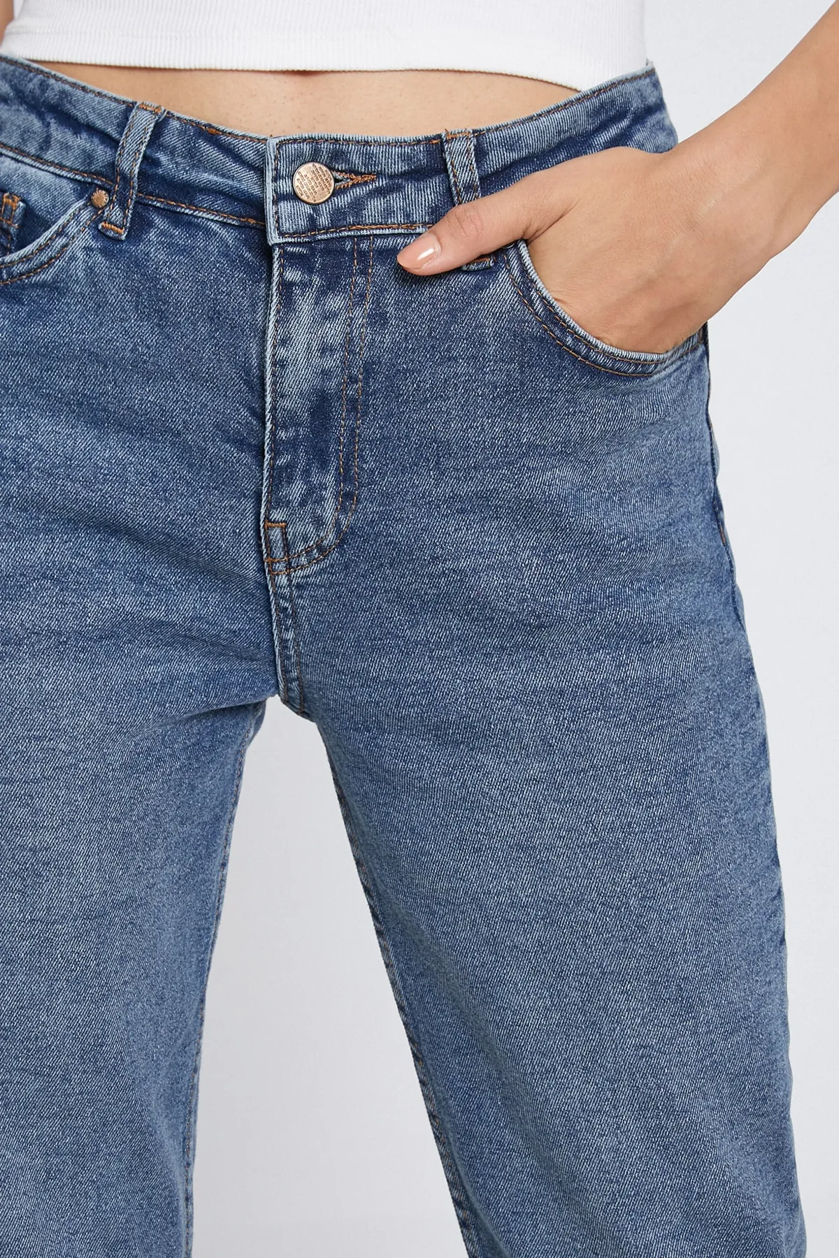 Koton  Mittlere Indigo-Jeans für Damen 3SAL40034MD
