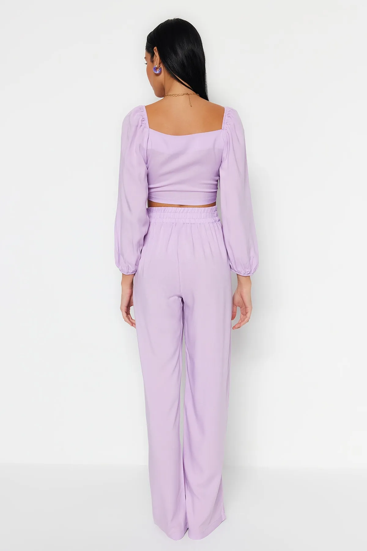 Trendyol Collection  Lilafarbener, gewebter Blusen-Hosenanzug mit Bindeband TBESS23AU00072