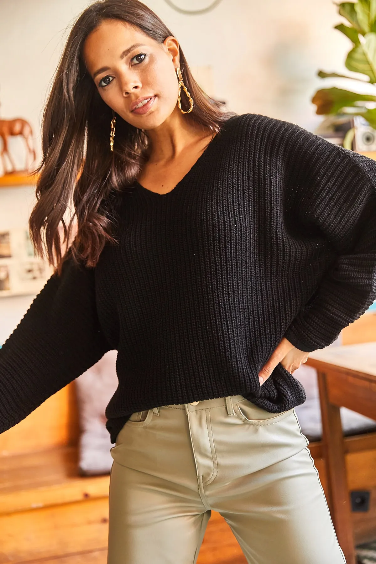 Olalook  Thessaloniki Strickpullover in Übergröße mit V-Ausschnitt