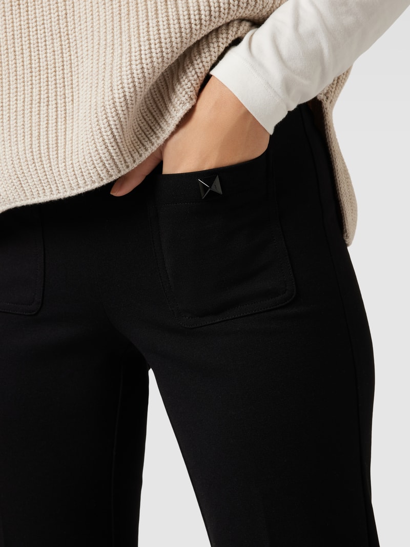 Stoffhose mit aufgesetzten Taschen Modell 'FRANCIS' in schwarz
