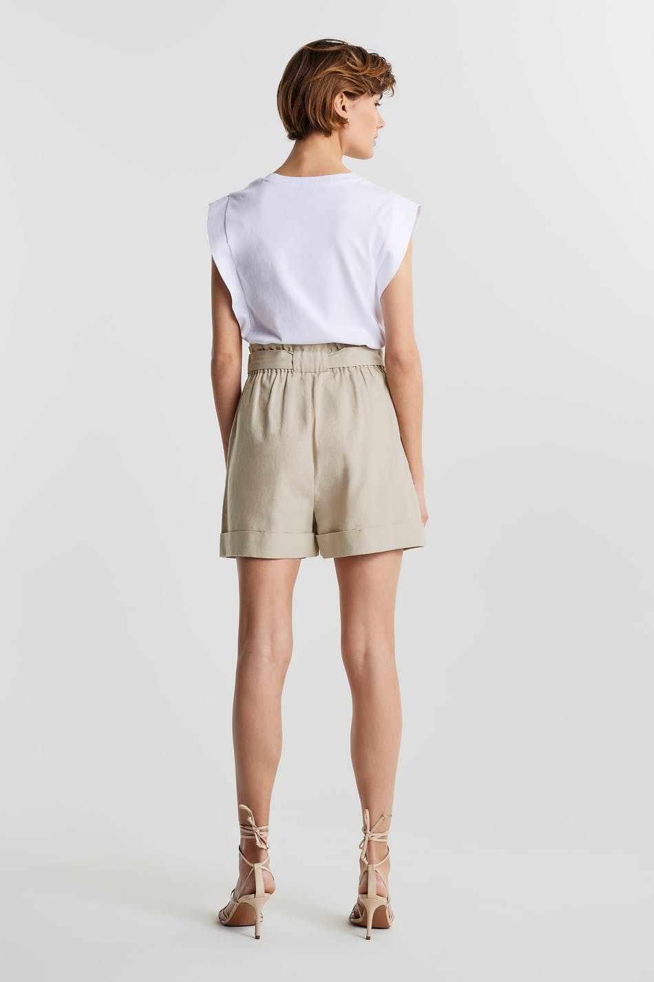 Linda linen shorts