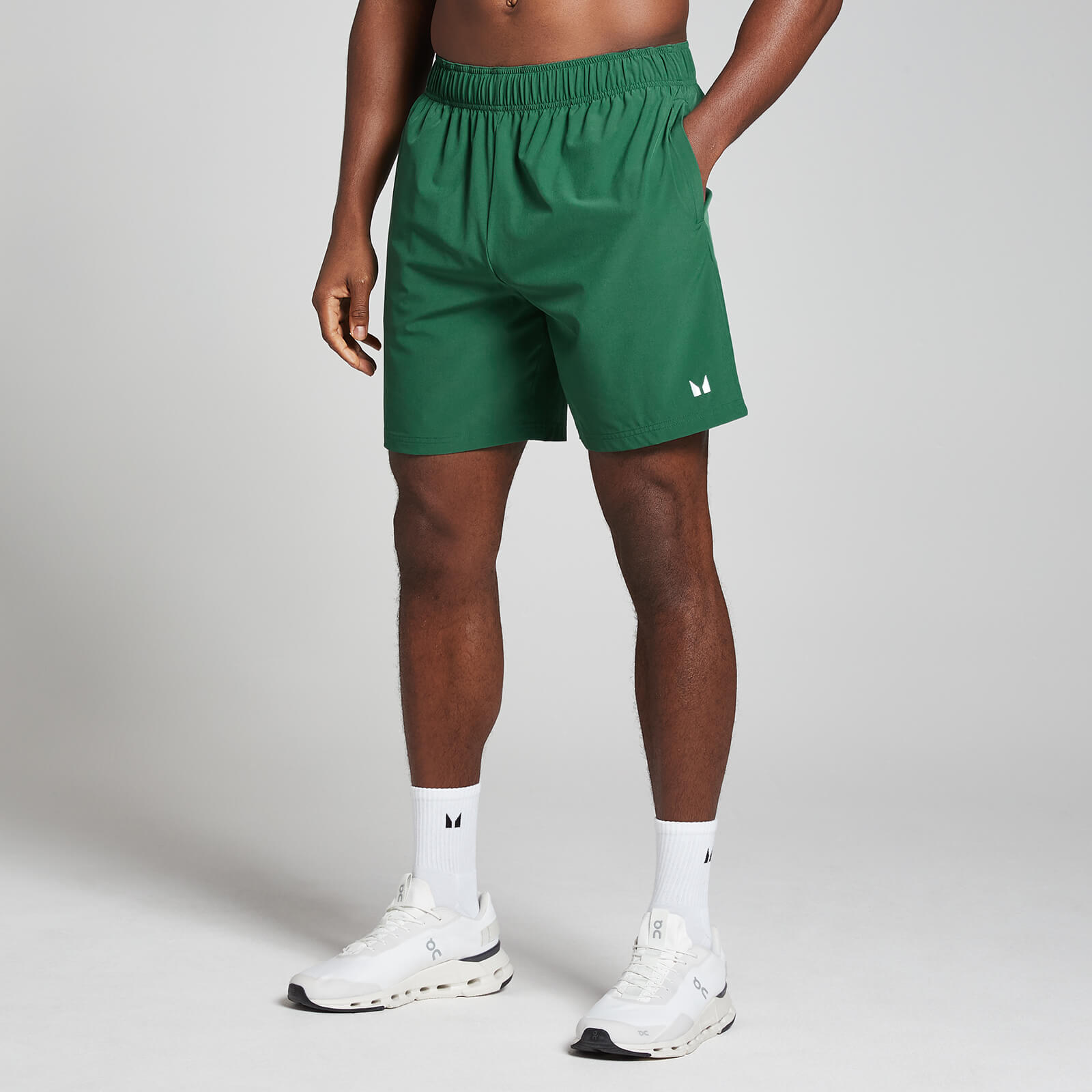 Short d’entraînement en matière tissée MP pour hommes – Vert kaki