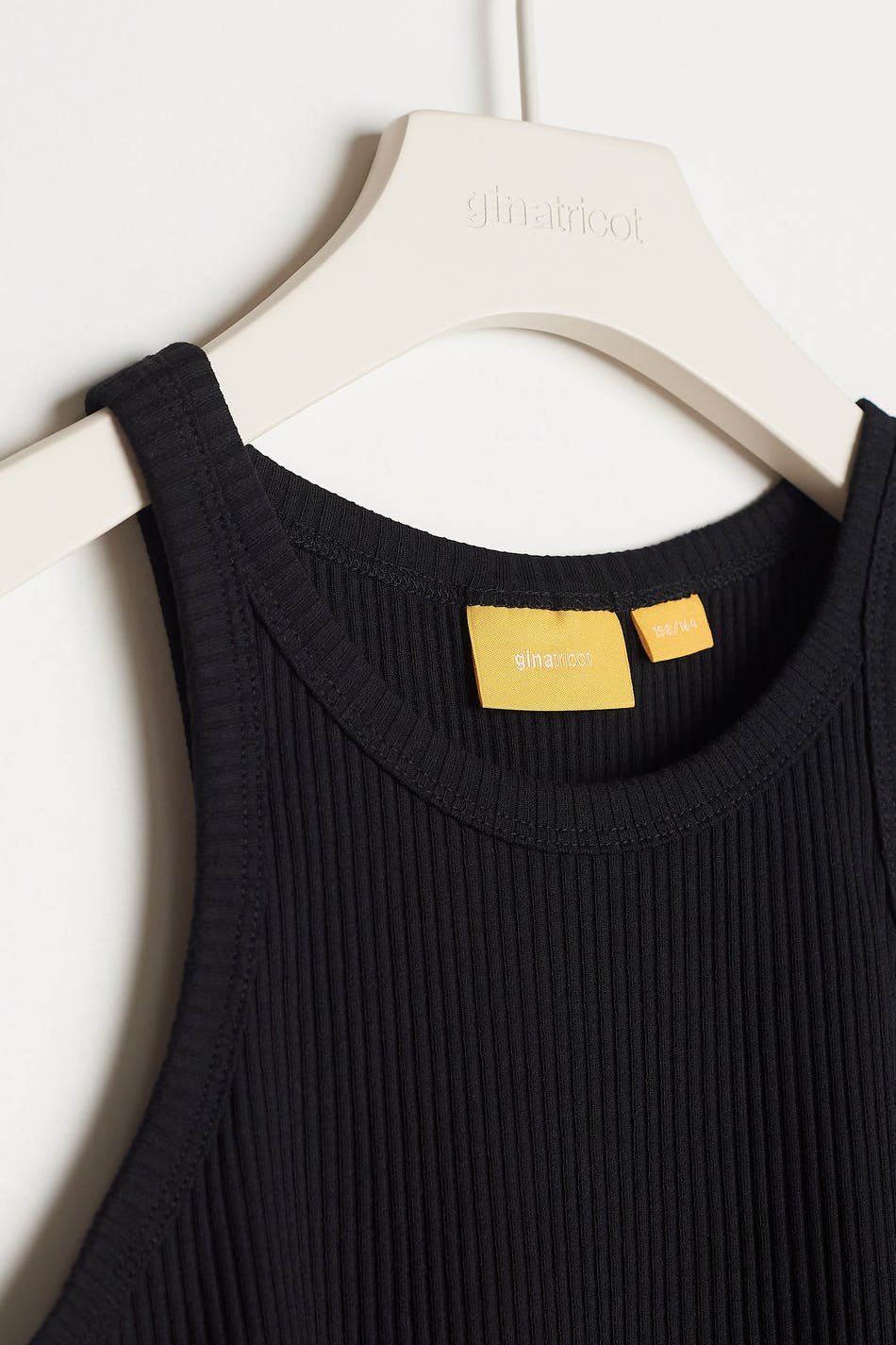 S rib singlet