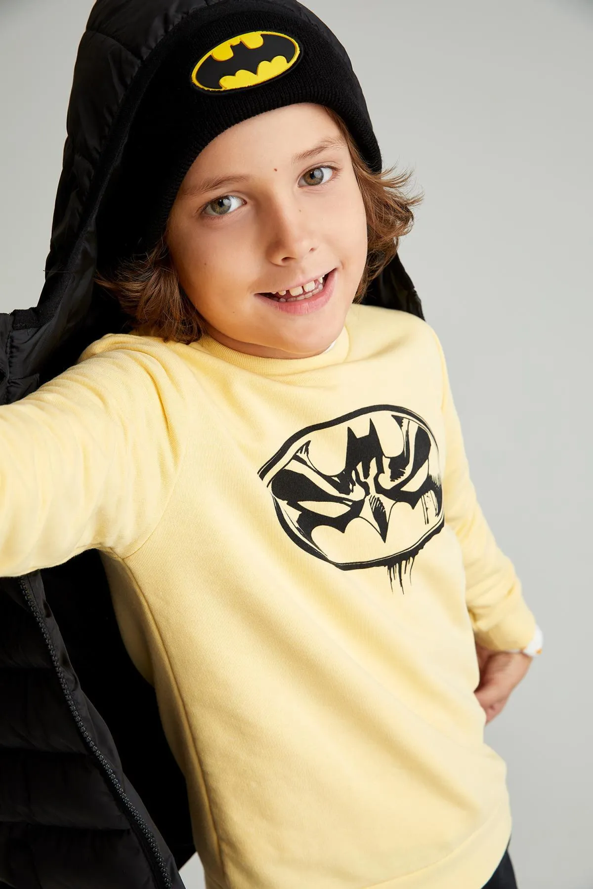 DeFacto  Batman-Sweatshirt mit Rundhalsausschnitt für Jungen