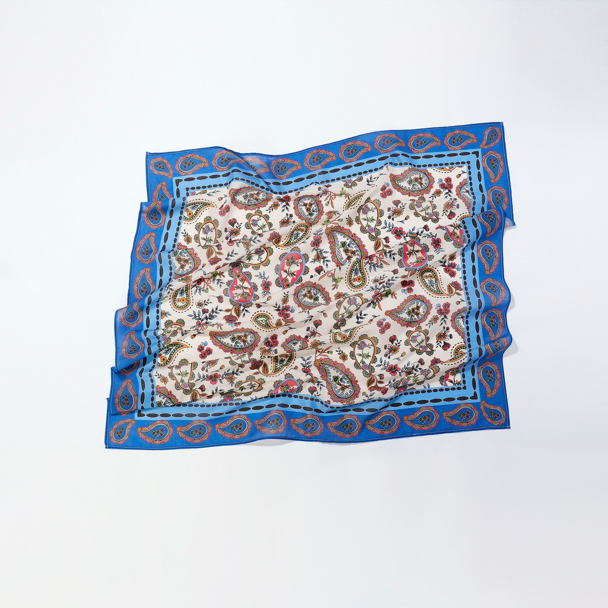 Foulard fabriqué en France imprimé cachemire, 100 x 100 cm