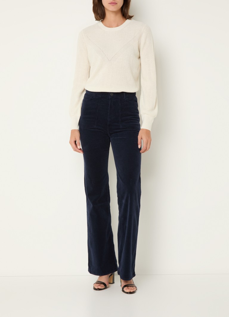 Calças de cintura alta e corte folgado em veludo cotelê, modelo Nazia, da Gerard Darel.