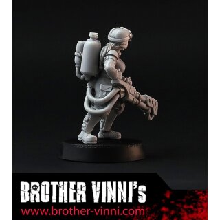 Female Special Weapon - Flame Thrower (28mm)