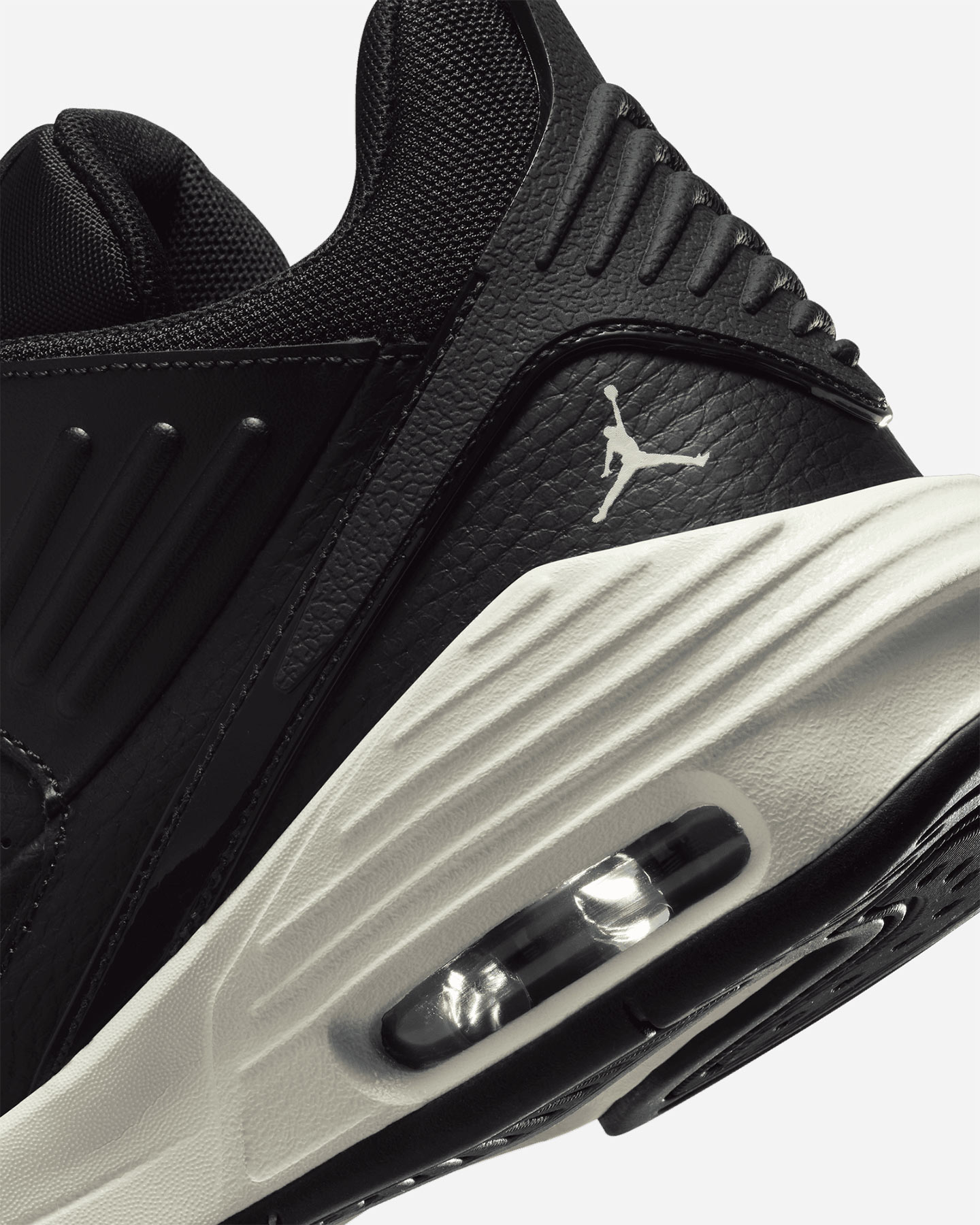 Scarpe Sneakers Nike Jordan Max Aura 5 Gs Jr DZ4352-010