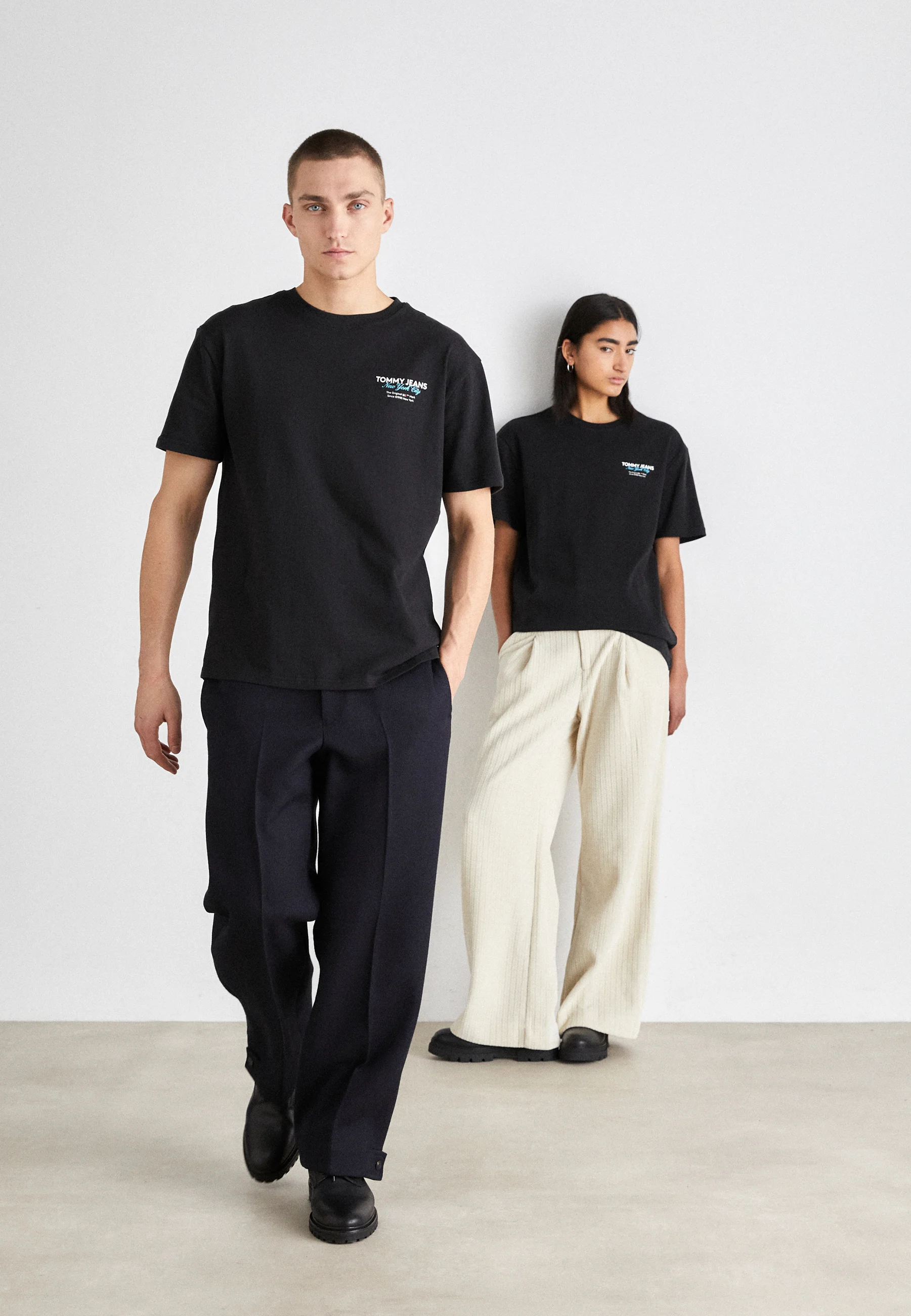 Tommy Jeans COLOR POP TEE UNISEX - Camiseta con estampado