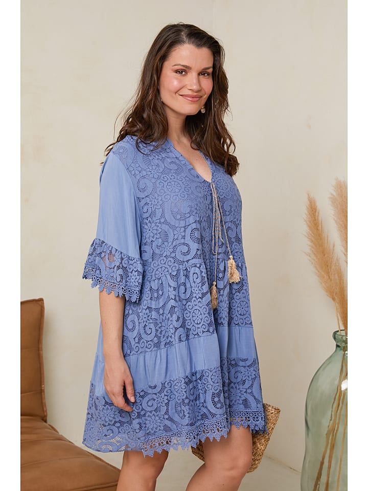 Curvy Lady Kleid in Hellblau günstig kaufen