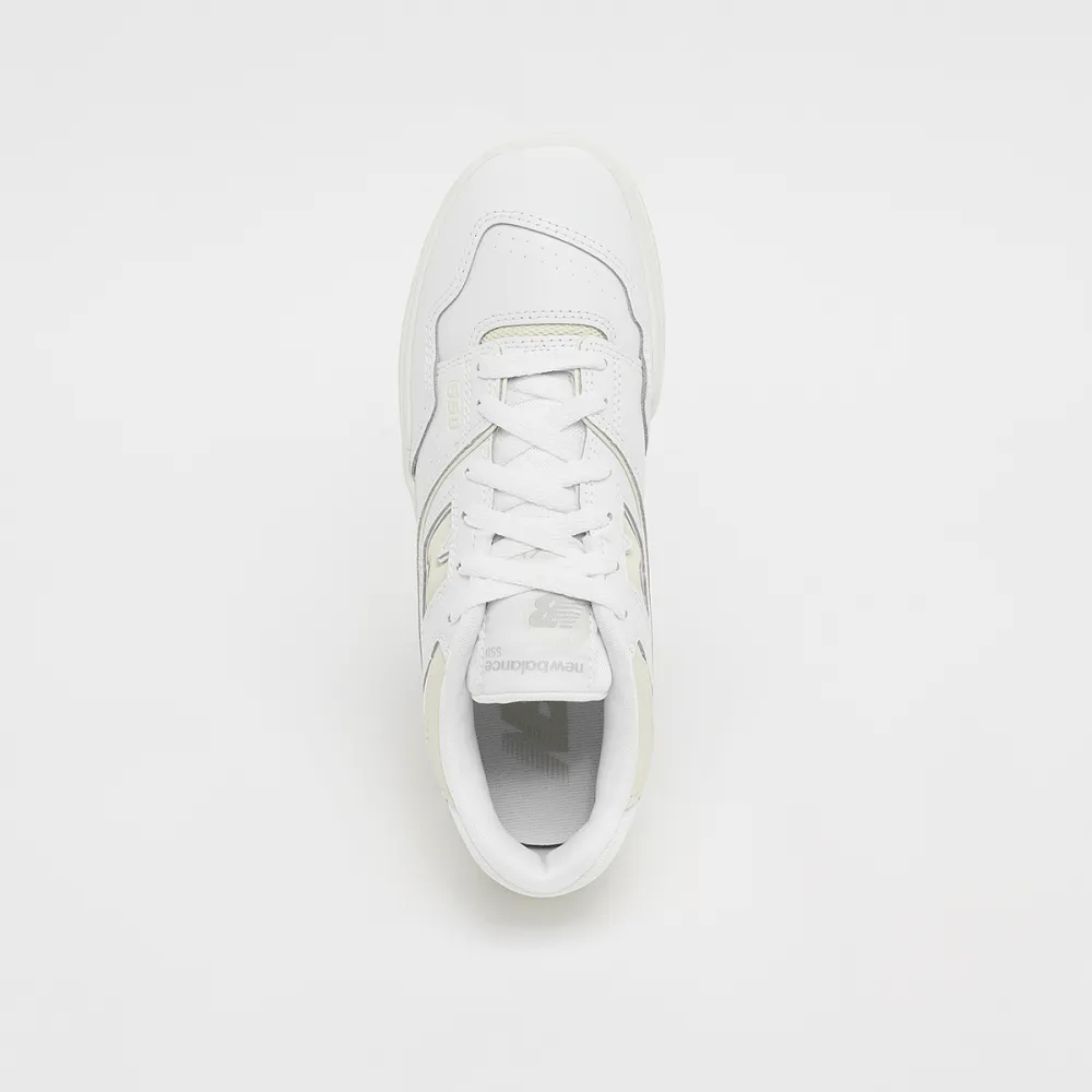 New Balance 550 GSB550BK / weiss