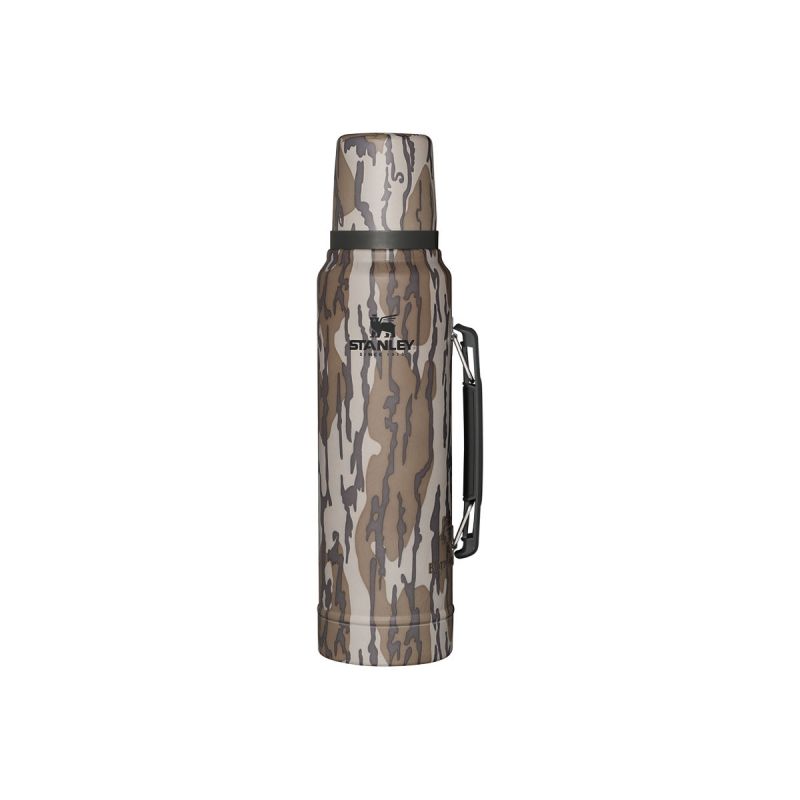Stanley Classic Legendary Bottle 1,1 qt \/ 1 l Bottomland Mossy Oak