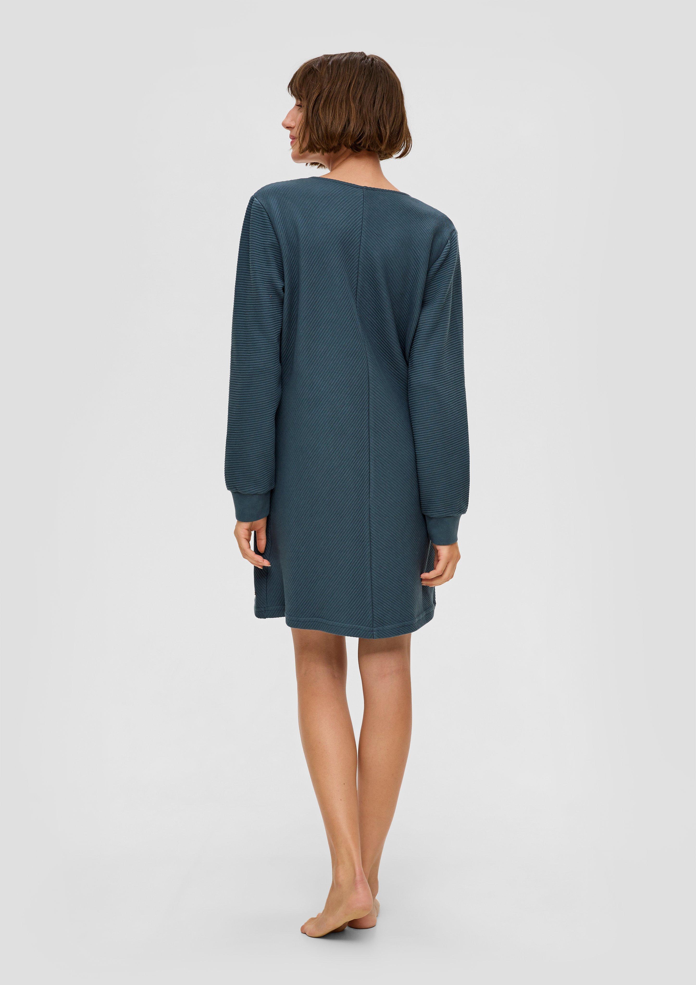 Pyjama-Sweatkleid mit V-Ausschnitt  6009255-4436