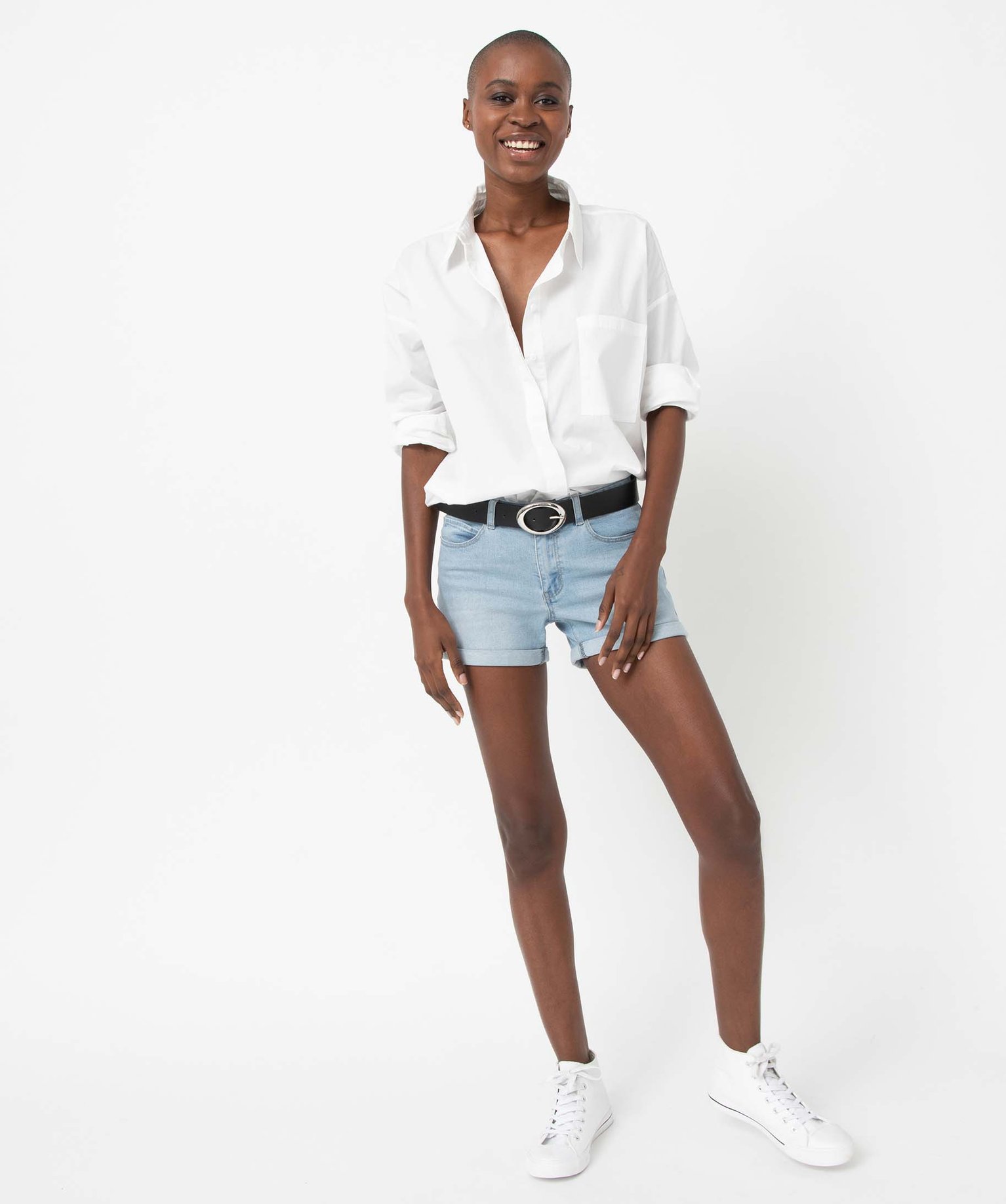 Short femme en jean avec revers cousus bleach | GEMO