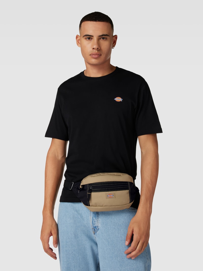 Bauchtasche mit Label-Patch Modell 'ASHVILLE' in khaki