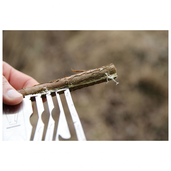 Bushcraft Essentials - Joe Vogel's Survivalkarte - Multi-Tool