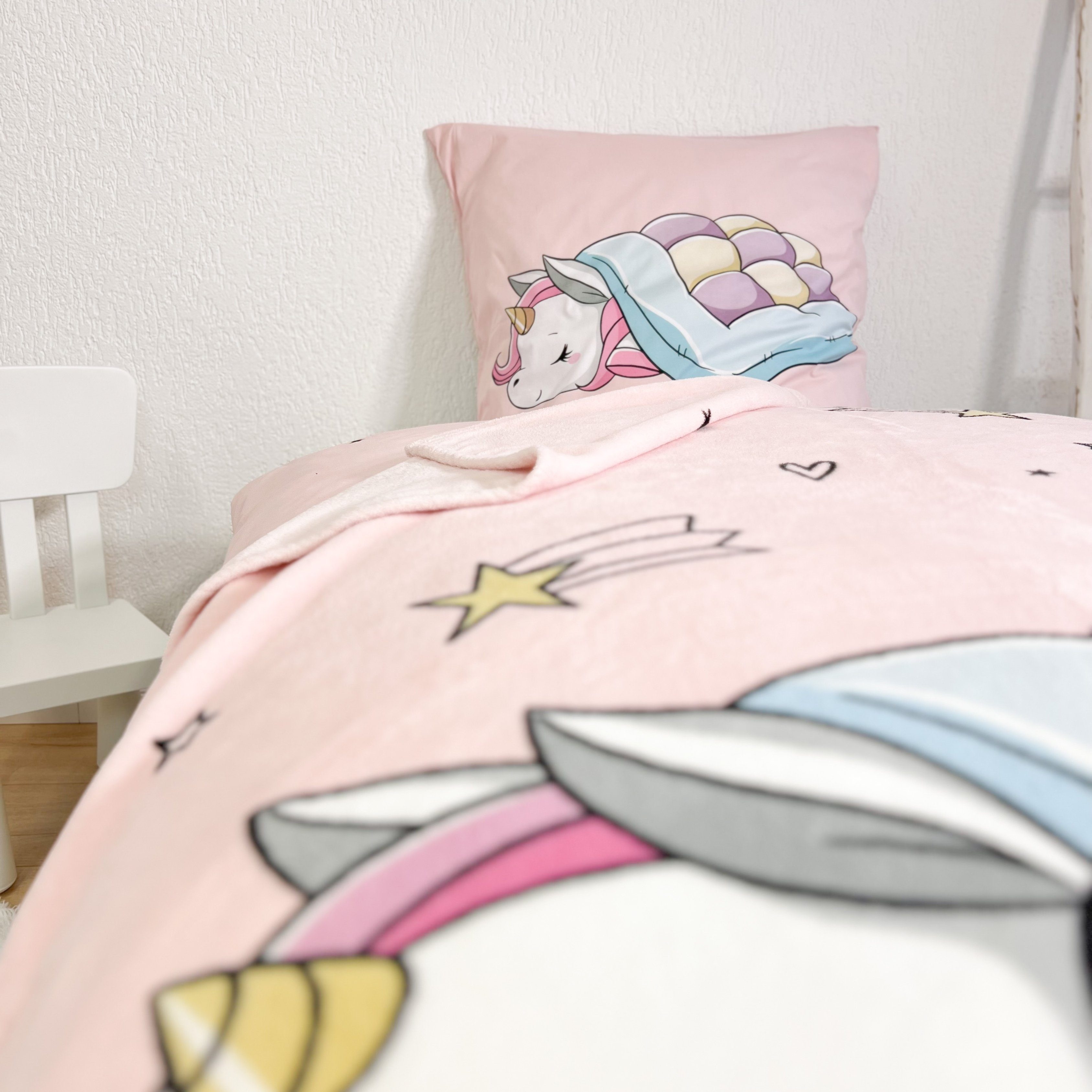 Wohndecke Einhorn Fleece-Decke 150x200 cm, hochwertige, kuschelige Unicorn Decke, MTOnlinehandel, Sofadecke, Überwurf für Einhorn Fans, passend zur Bettwäsche