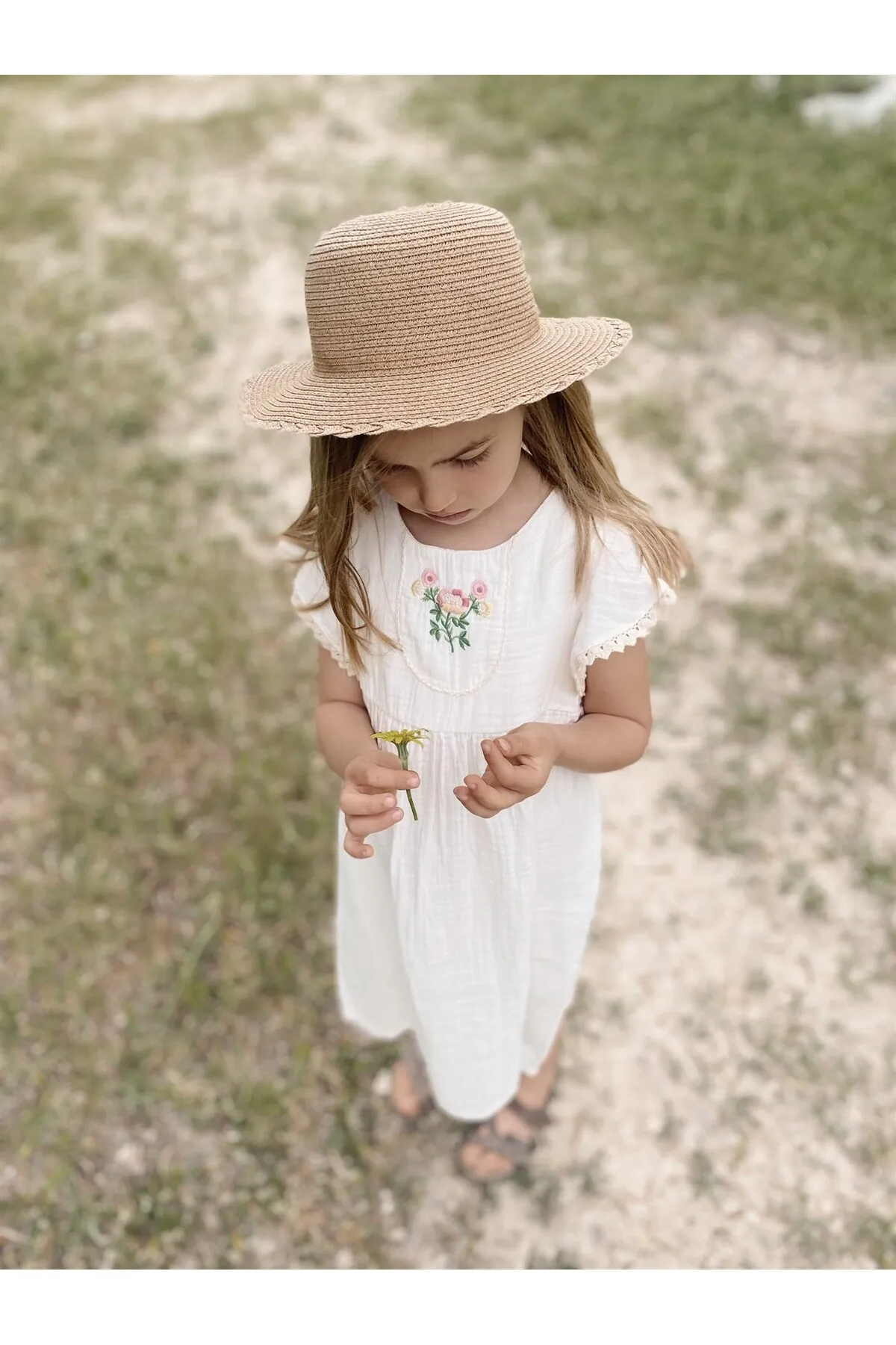 Cigit  Robe, bestickte Spitze, detailliertes böhmisches Musselinkleid, 2–8 Jahre, Ecru
