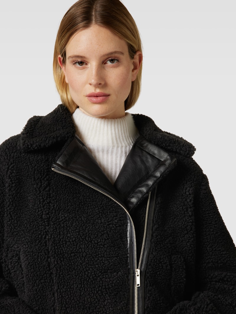 Jacke aus Teddyfell Modell 'NADIA' in schwarz