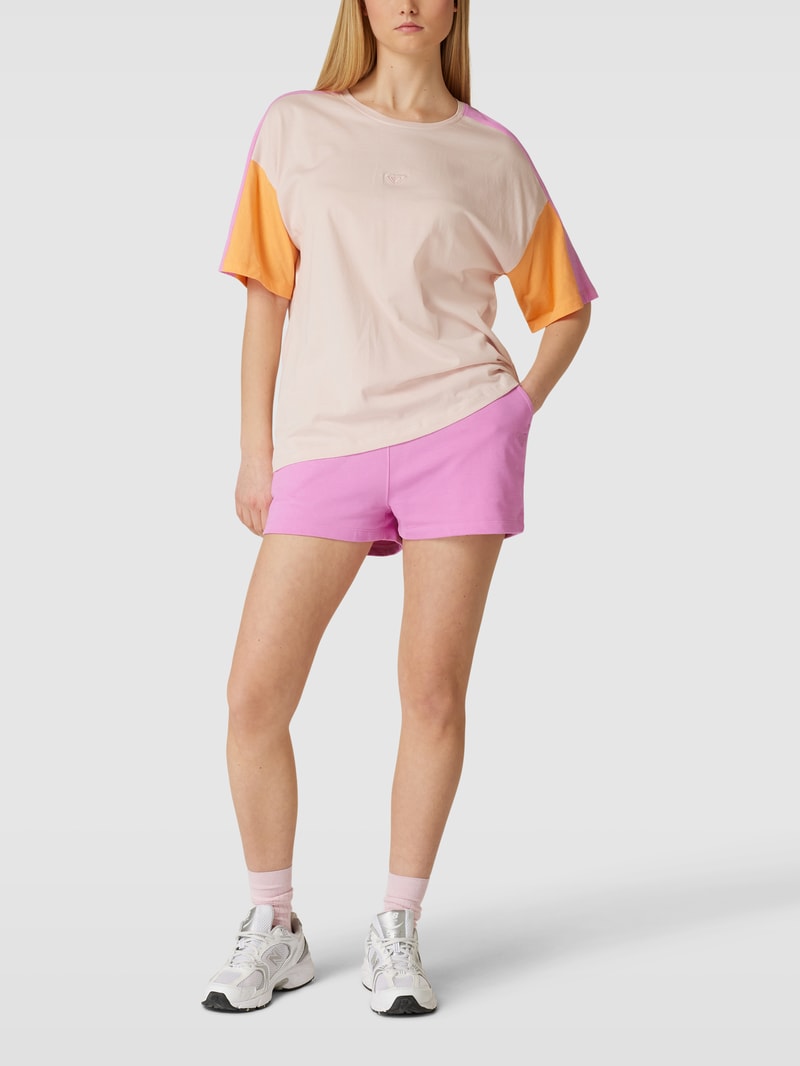 Sweatshorts mit Label-Stitching in pink
