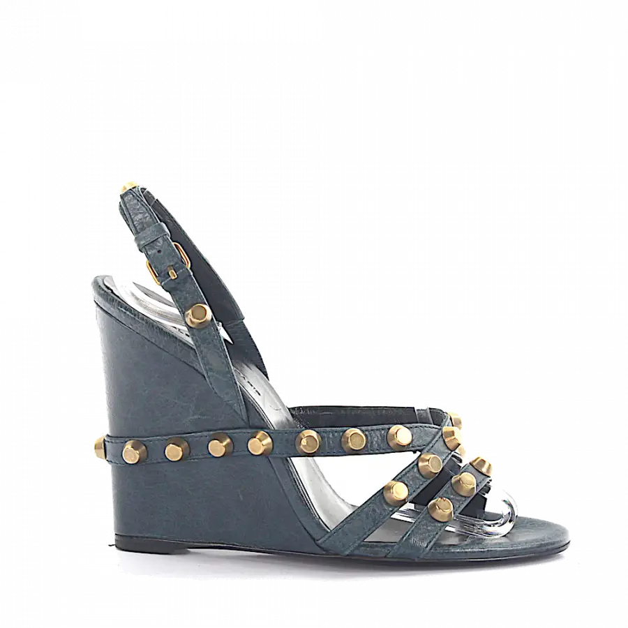 Balenciaga - Keilsandaletten Glattleder Kalbsleder Nieten blau - blau