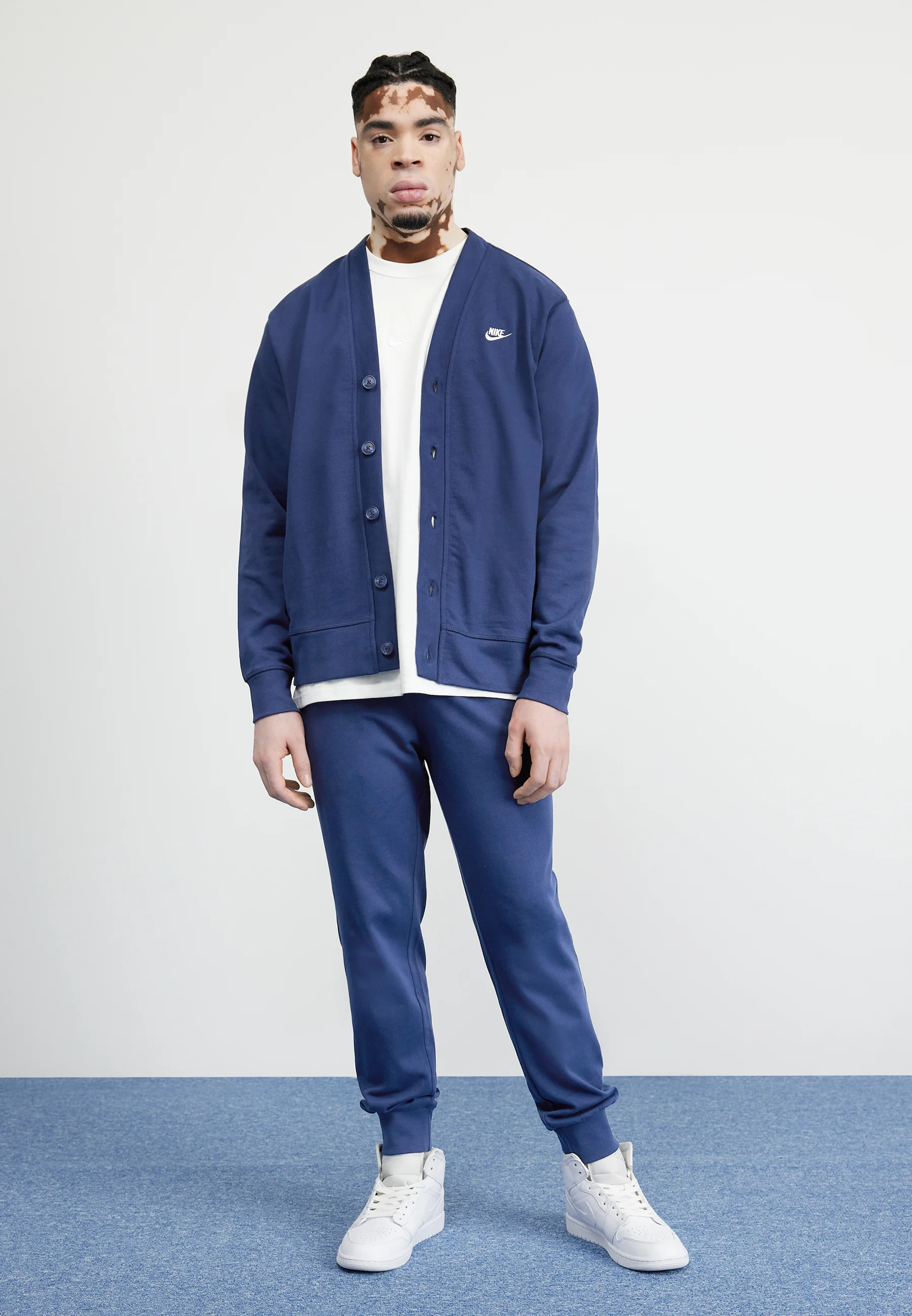 Nike Sportswear CLUB FAIRWAY CARDIGAN - Cárdigan