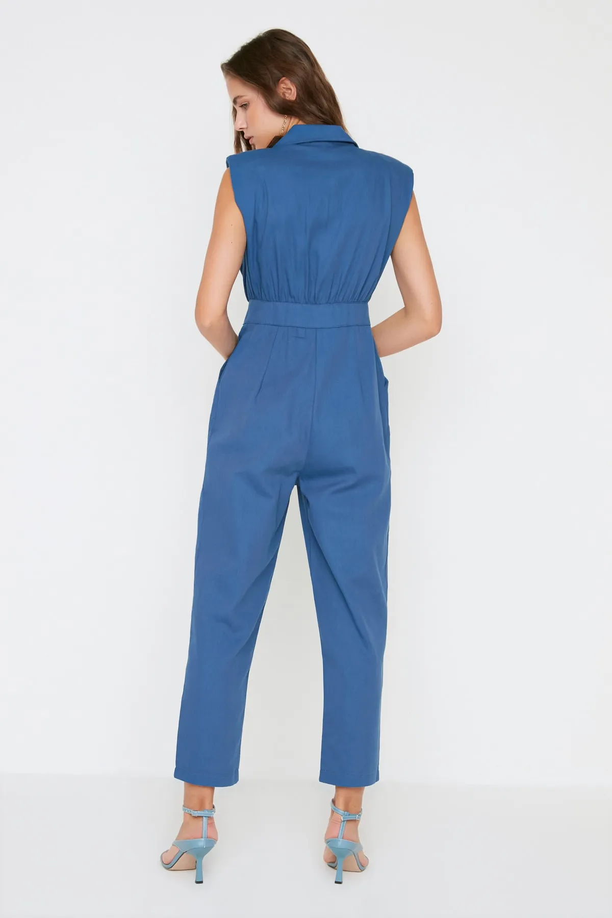 Trendyol Collection  Maxi-Weboverall mit Hemdkragen in Indigo TWOSS21TU0233