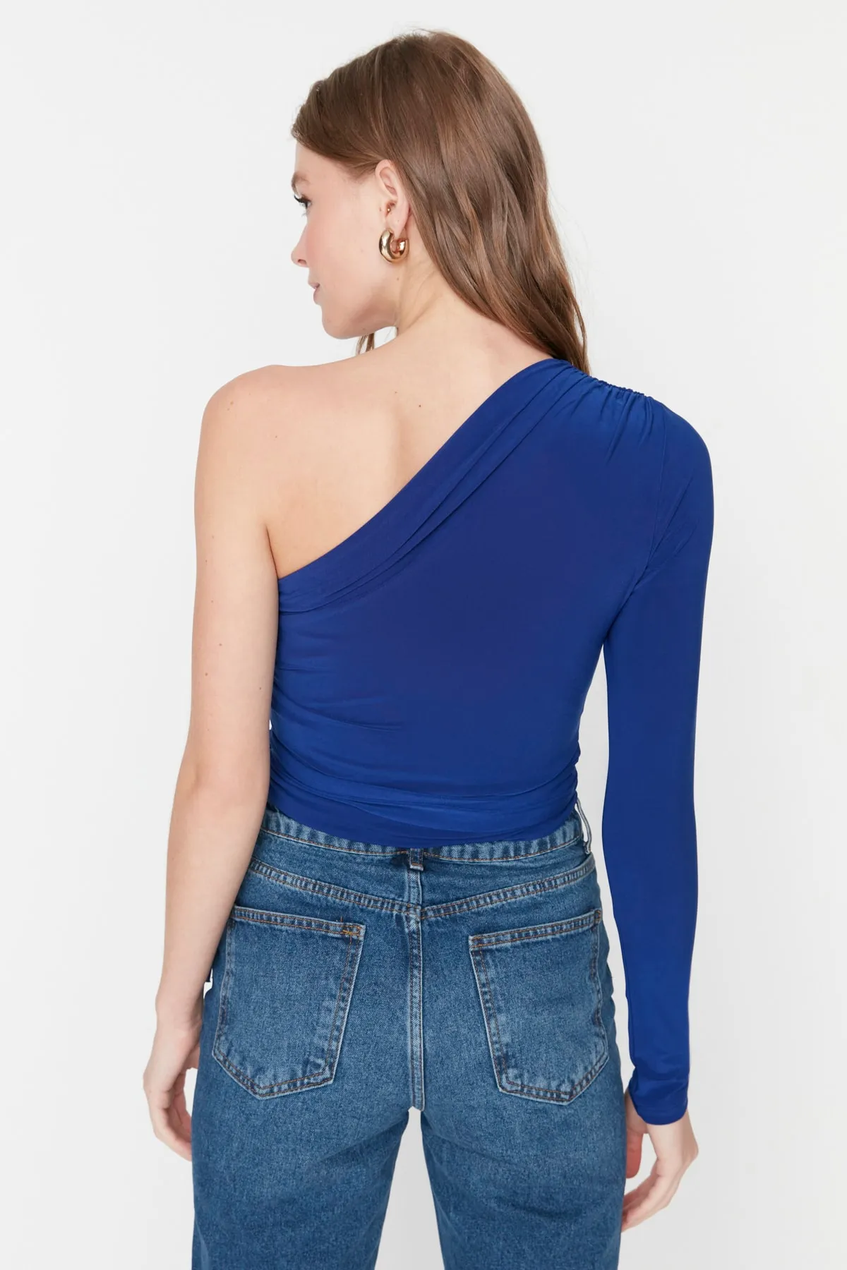 Trendyol Collection  Saks Slim Tie Detaillierte Single Sleeve Crop Stretchy Strickbluse TWOAW23BZ00094