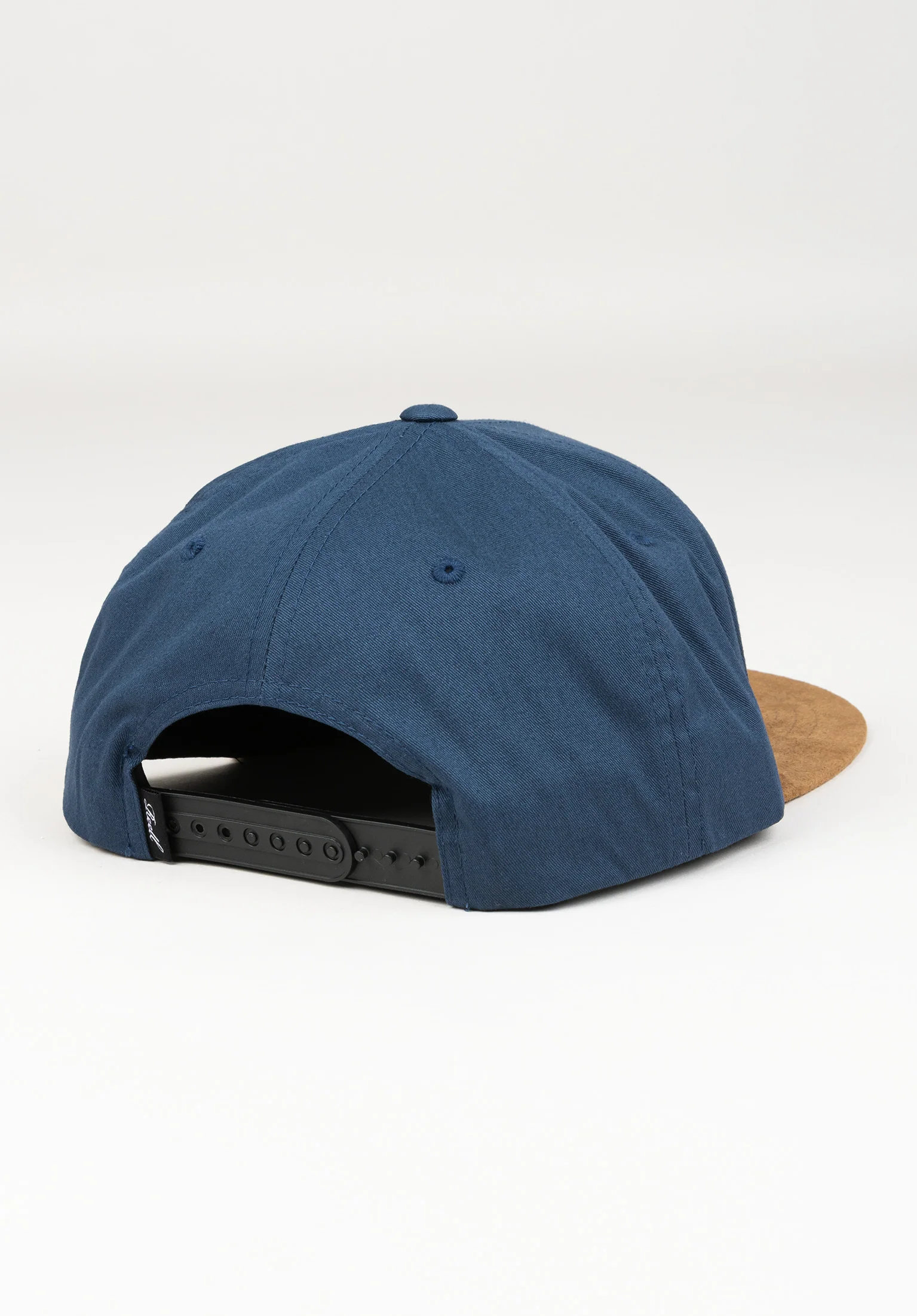 Suede 6-Panel