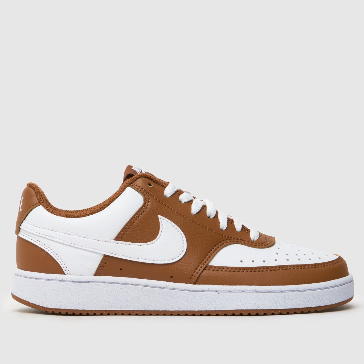 Nike Court Vision låga träningsskor i vitt och brunt
