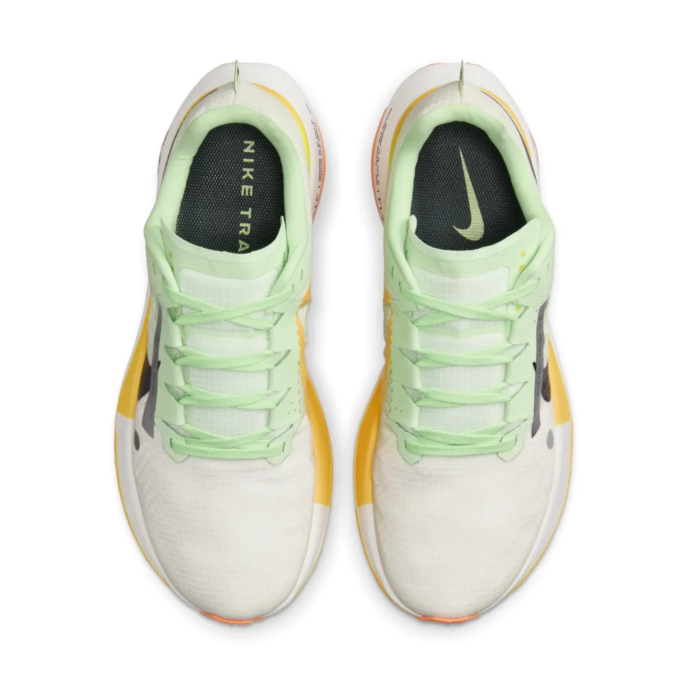 Nike Ultrafly Trail DX1978-102 / weiss